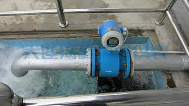 大连海峰电磁流量计安装时避免强磁场干扰的方法？