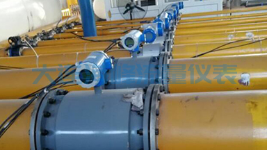 关于大连海峰电磁流量计如何选择一体式流量计还是分体式流量计？